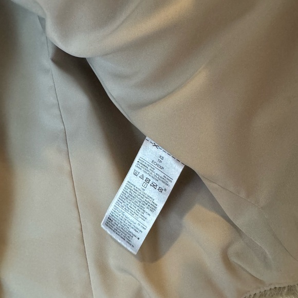 GAP FAUX FUR VEST IN WHITE COLOR - Picture 6 of 9